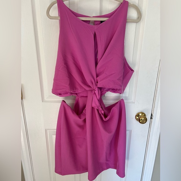 26) WILD FABLE WOMEN'S SLEEVELESS TWIST-FRONT BODYCON DRESS NWT SIZE 2X 4X - Picture 2 of 7